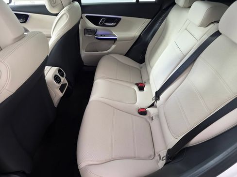 New 2027 Mercedes-Benz GLC 300 image 11
