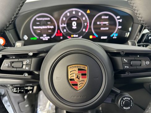New 2026 Porsche Cayenne GTS AWD/4WD image 28