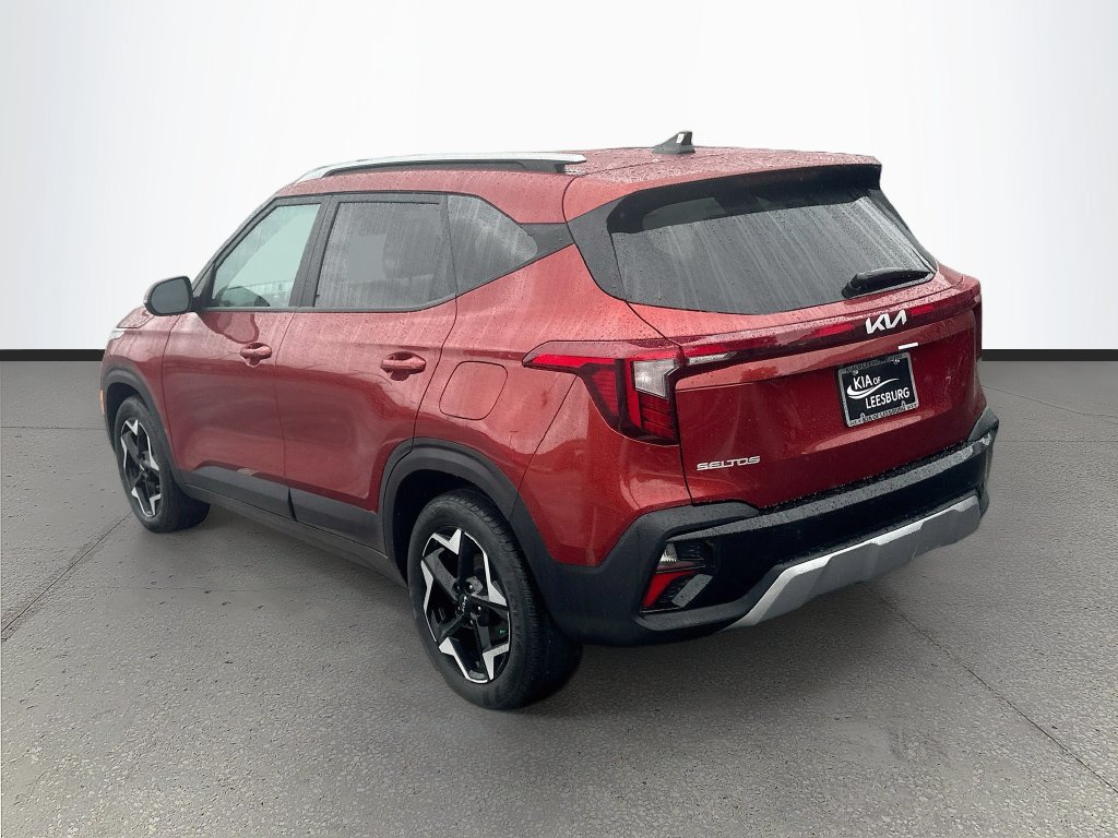 Certified 2025 Kia Seltos S FWD image 5