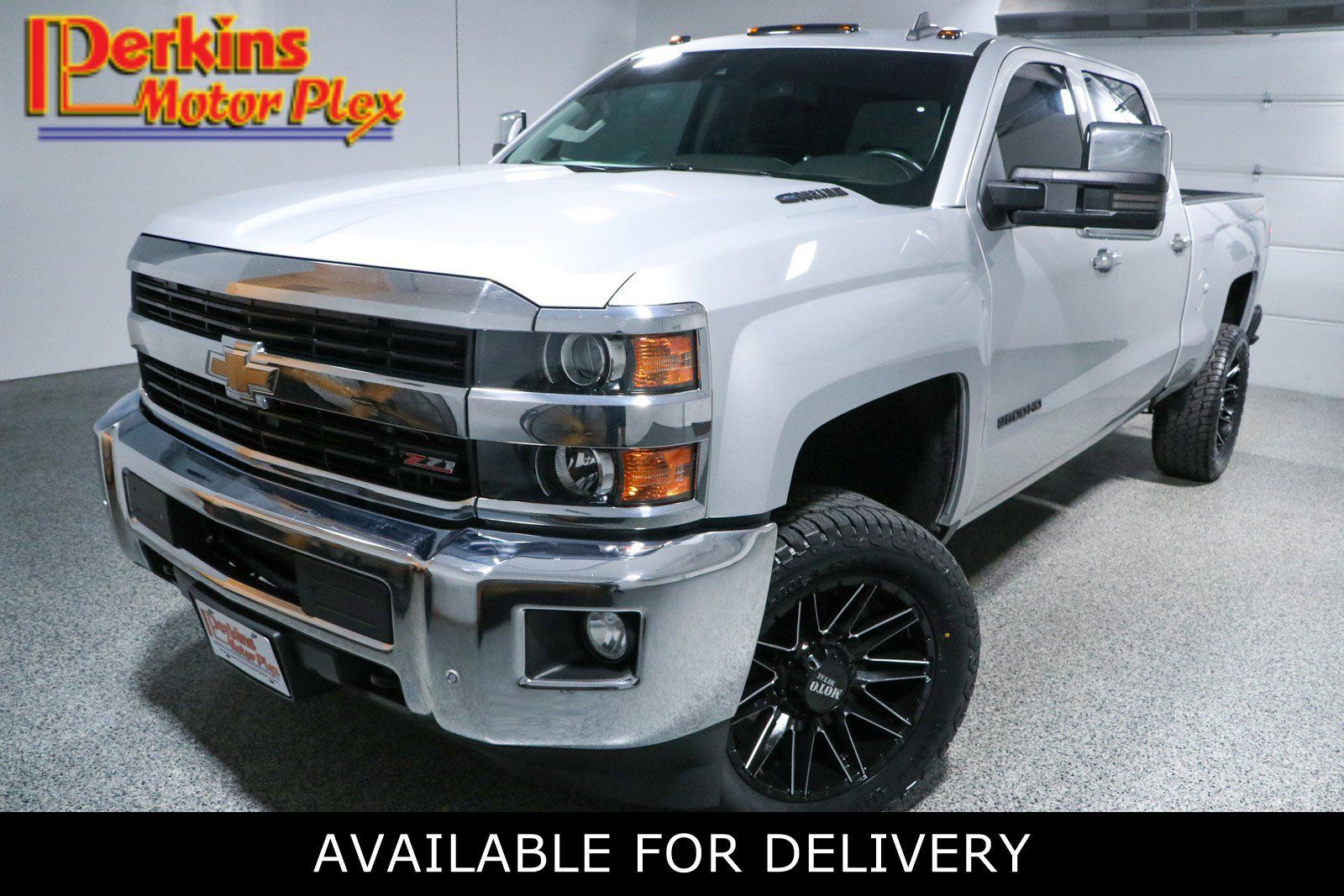Used 2016 Chevrolet Silverado 2500 LTZ w/ Duramax Plus Package AWD/4WD image 1