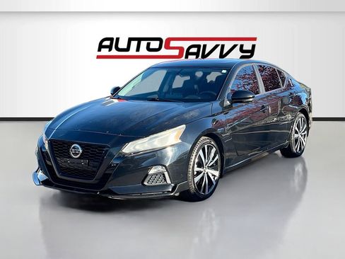 Used 2019 Nissan Altima 2.5 SR w/ SR Premium Package image 3