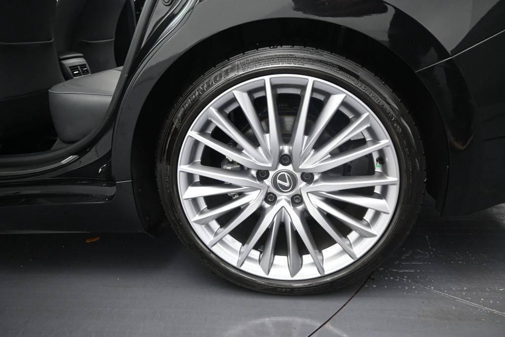 Used 2024 Lexus IS 300 w/ Premium Package RWD image 45