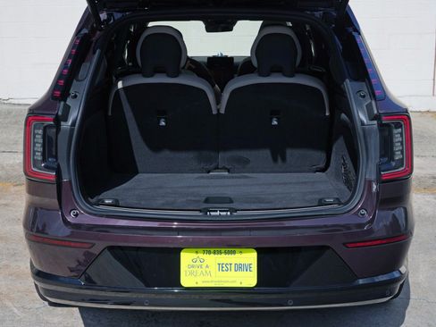 Used 2025 Volvo EX90 Ultra AWD/4WD image 10