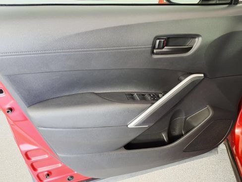 Used 2023 Toyota Corolla Cross LE FWD image 13