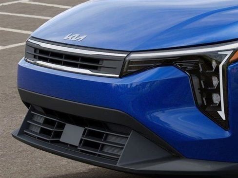 New 2026 Kia K4 FWD image 12