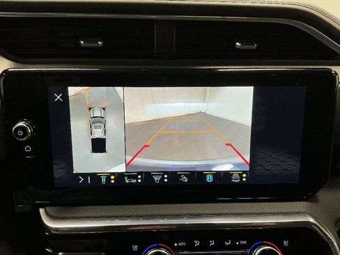 Used 2023 GMC Sierra 1500 Denali AWD/4WD image 15