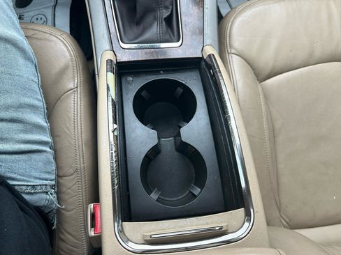 Used 2010 Buick LaCrosse CXL image 26