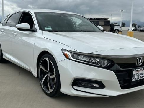 Used 2020 Honda Accord Sport image 2