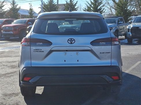 New 2026 Toyota Corolla Cross S image 7