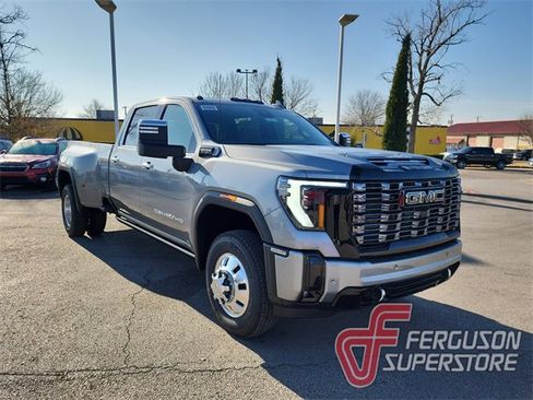 New 2026 GMC Sierra 3500 Denali Ultimate image 1