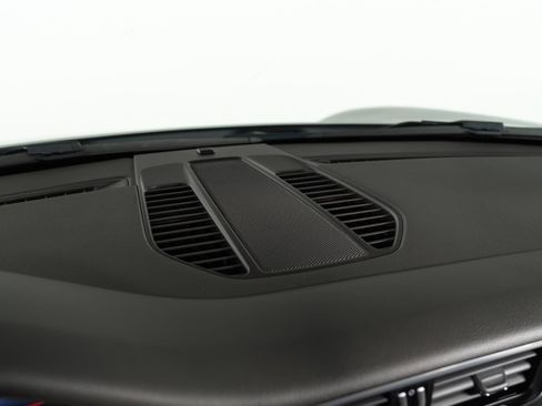 Used 2017 Porsche 911 Carrera RWD image 40