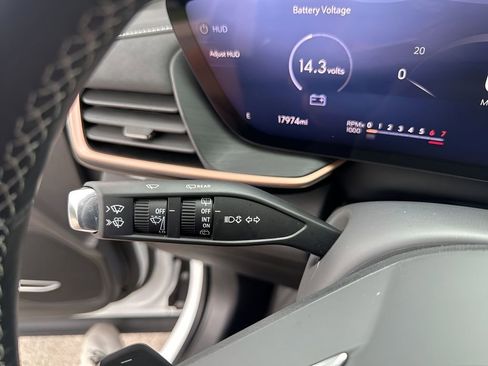 Used 2025 Buick Envision Sport Touring image 32