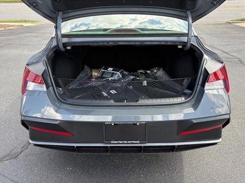 New 2026 Hyundai Elantra SEL Sport Premium FWD image 14