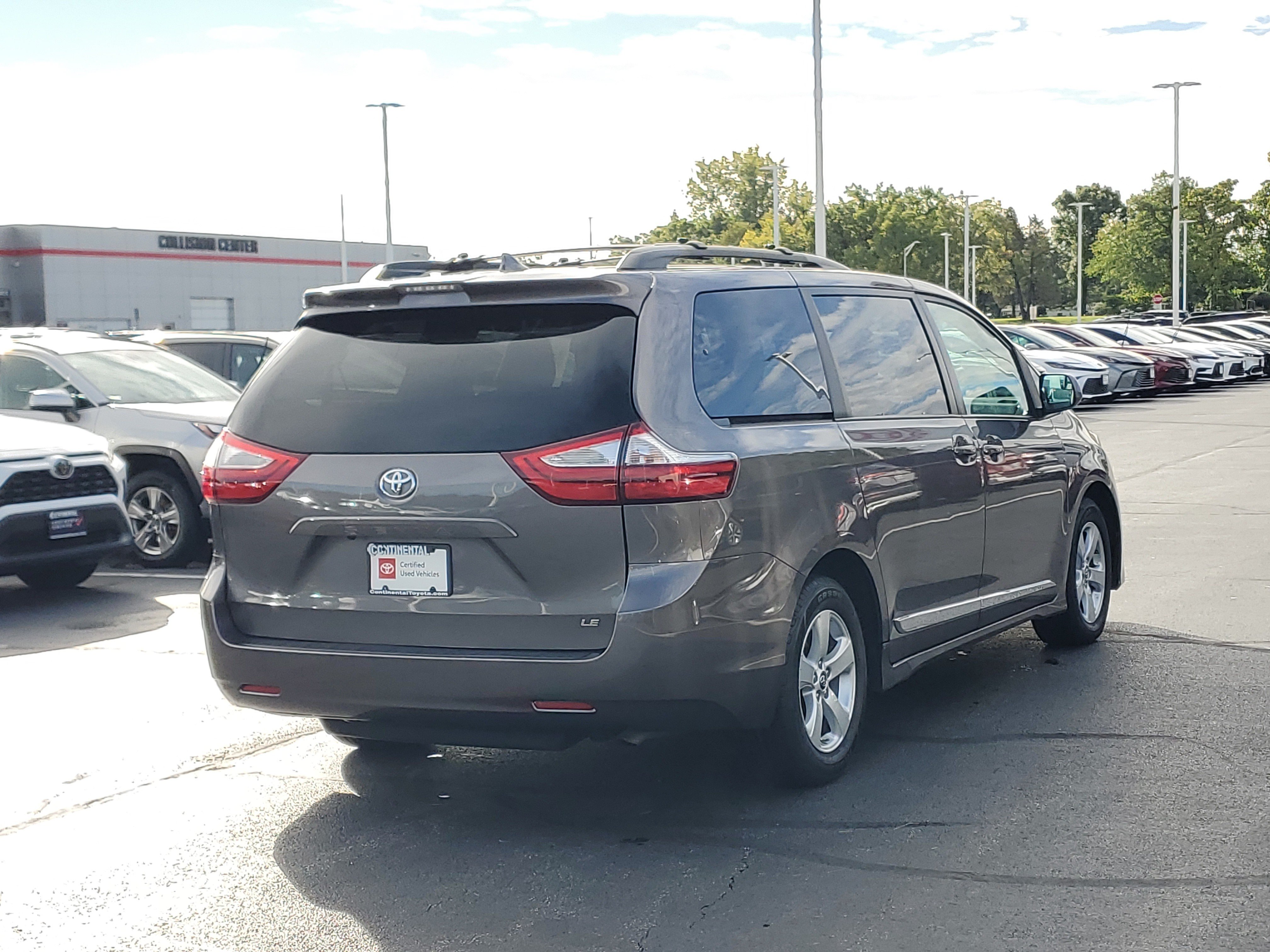 Certified 2019 Toyota Sienna LE FWD image 5