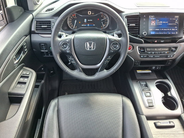 Used 2023 Honda Ridgeline RTL-E image 3