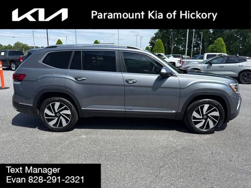 Used 2025 Volkswagen Atlas SEL AWD/4WD image 8