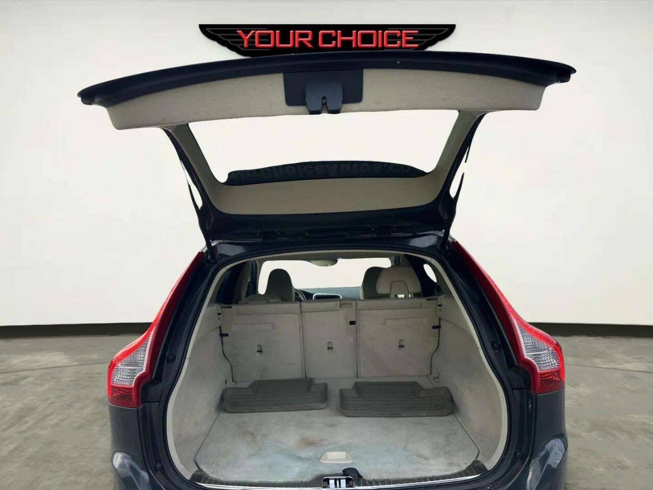 Used 2016 Volvo XC60 T5 Premier FWD image 9