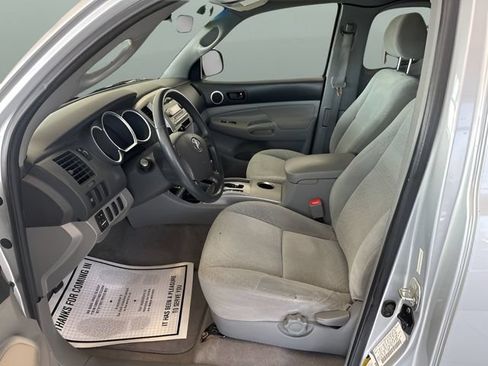 Used 2006 Toyota Tacoma PreRunner RWD image 8