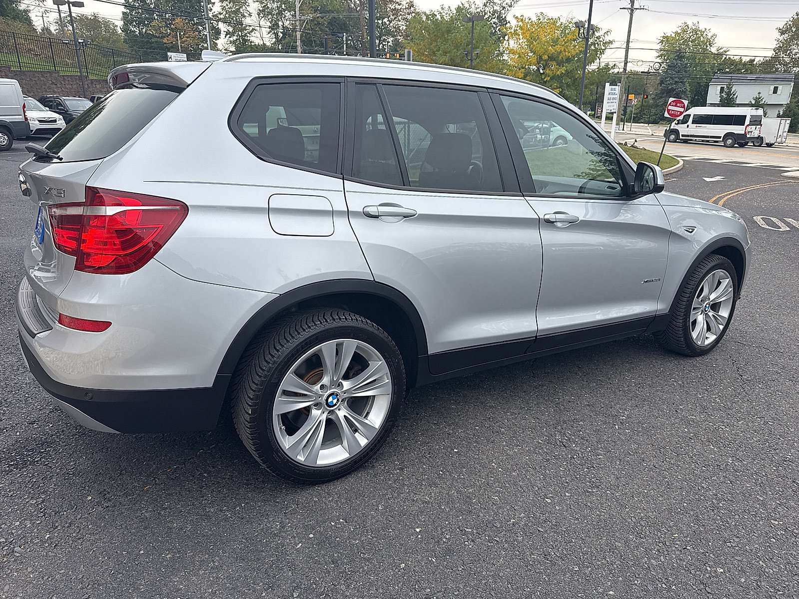 Used 2016 BMW X3 xDrive28i AWD/4WD image 4