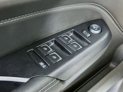 Used 2014 Cadillac SRX Luxury image 29