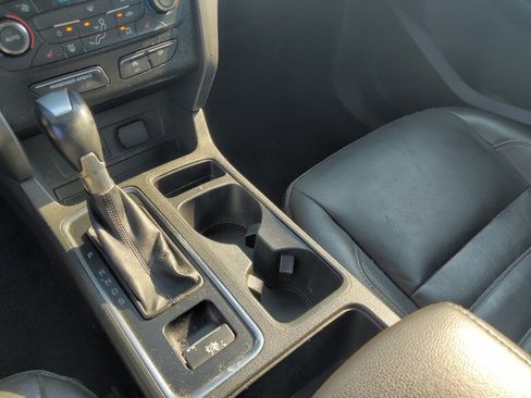 Used 2017 Ford Escape SE w/ SE Leather Comfort Package AWD/4WD image 26