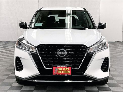 New 2025 Nissan Kicks Play S FWD image 34