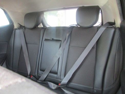 Used 2019 Buick Encore Preferred AWD/4WD image 28