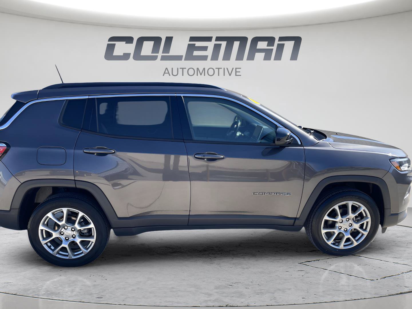 Used 2024 Ford Edge Titanium AWD/4WD image 58