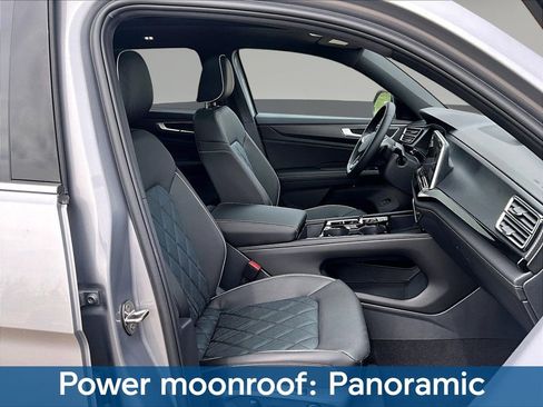 New 2026 Volkswagen Atlas Cross Sport SEL Premium R-Line AWD/4WD image 13