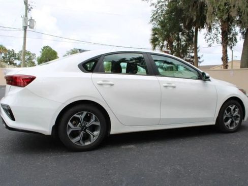Used 2021 Kia Forte LXS FWD image 14