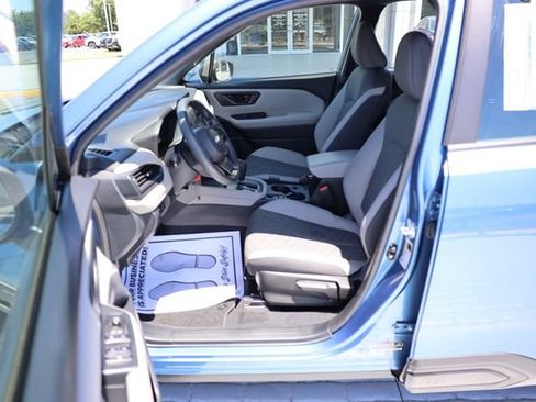 Certified 2025 Subaru Forester AWD/4WD image 13