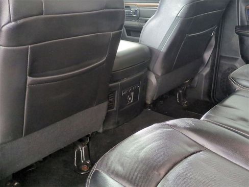 Used 2017 RAM 1500 Laramie w/ Convenience Group image 26