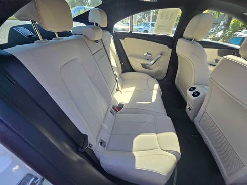 Used 2025 Mercedes-Benz CLA 250 image 15