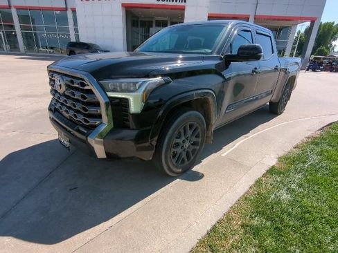 Used 2025 Toyota Tundra Platinum AWD/4WD image 8