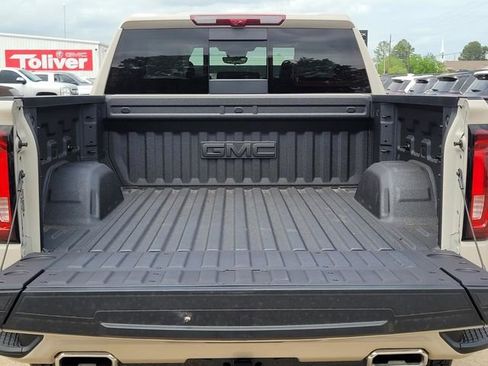 New 2026 GMC Sierra 1500 AT4 w/ AT4 Premium Package AWD/4WD image 8