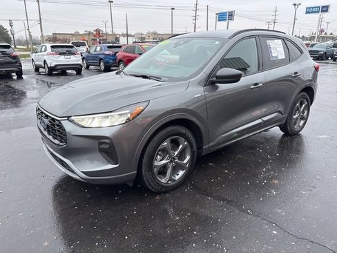 Used 2023 Ford Escape ST-Line w/ Tech Pack #1 image 19