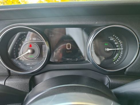 Used 2022 Jeep Wrangler Unlimited Rubicon 4xe w/ Cold Weather Group image 23