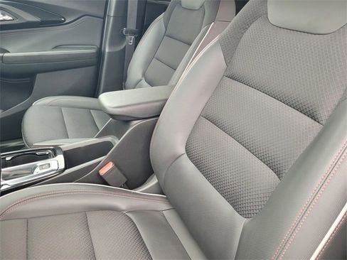 Used 2023 Chevrolet TrailBlazer RS w/ Convenience Package image 13