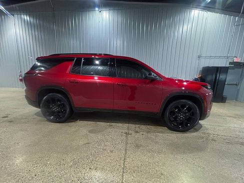 Used 2024 Chevrolet Traverse RS w/ LPO, Floor Liner Package image 8