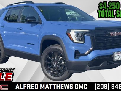 Used 2025 GMC Terrain Elevation w/ Black Edition
