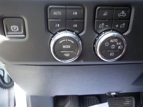 New 2026 GMC Sierra 2500 Denali Ultimate AWD/4WD image 22