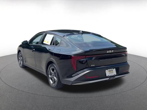 Used 2025 Kia K4 FWD image 9
