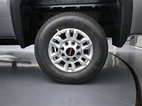 New 2026 GMC Sierra 2500 Pro image 13