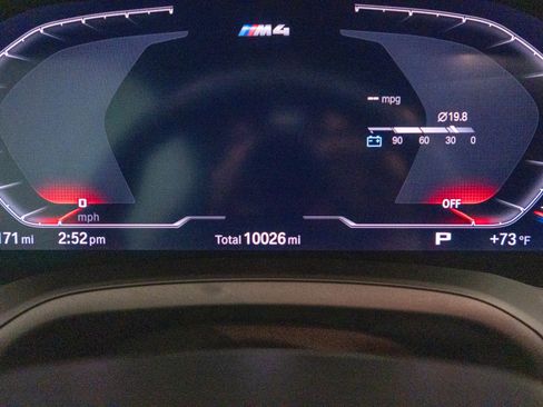Used 2022 BMW M4 Competition w/ Executive Package RWD image 22