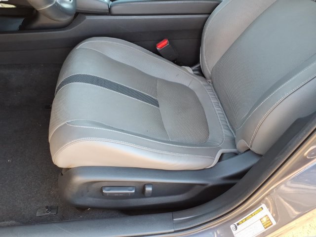 Used 2019 Honda Civic EX-L image 6
