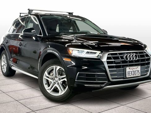 Used 2018 Audi Q5 Premium Plus w/ Premium Plus Package image 2