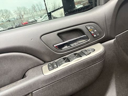 Used 2013 Chevrolet Silverado 2500 LTZ w/ LTZ Plus Package image 11