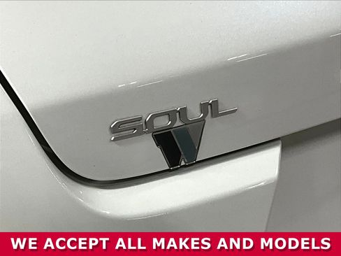 Used 2023 Kia Soul GT-Line FWD image 21