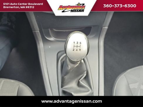 Used 2011 Ford Fiesta SE image 12