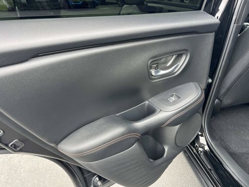 Certified 2025 Honda HR-V Sport image 19